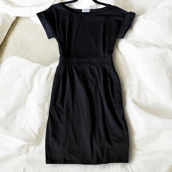 Elegant Black Sheath Midi Dress - Picture 1 of 6